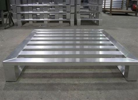Amazing Efficiency and Durability of Stainless Steel Pallet | by Superlift Material Handling Inc ...