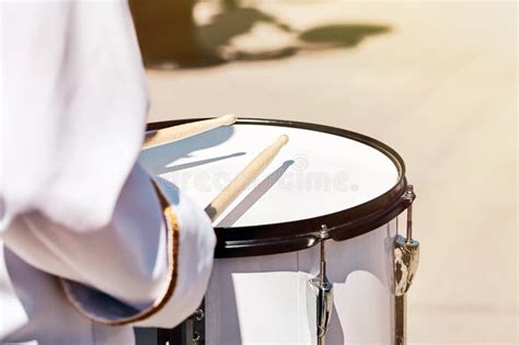 The Ensemble of Drummers in White Ceremonial Dress Stock Photo - Image of uniform, holiday ...