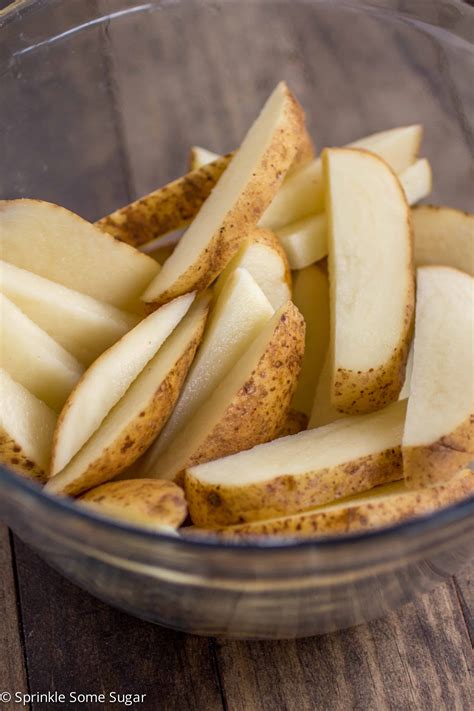 Crispy Potato Wedges - Sprinkle Some Sugar