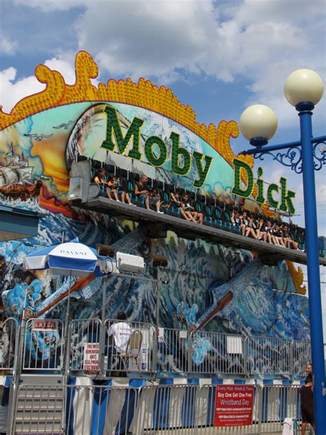 Moby Dick - Keansburg Amusement Park & Runaway Rapids Waterpark