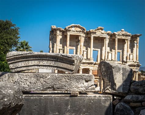 Visiting Ephesus: A Taste of History in Southern Turkey - RunawayBrit