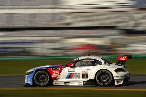 BMW Team RLL Qualifies 4th and 7th for 24-Hour Daytona Race - autoevolution