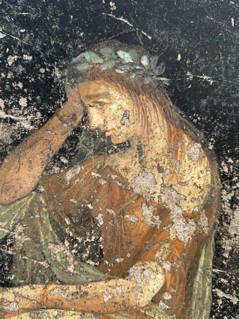 Roman Frescoes Unearthed in Pompeii After 2,000 Years | DailyArt Magazine