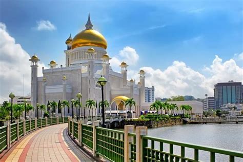 10 Interesting Facts You Didn't Know About Brunei! | Brunei travel ...