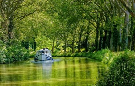 The History of the Canal du Midi - The Good Life France