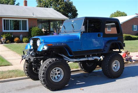 1984 Jeep CJ7 360 V8 Huge lift Nice!! only 1,000 miles