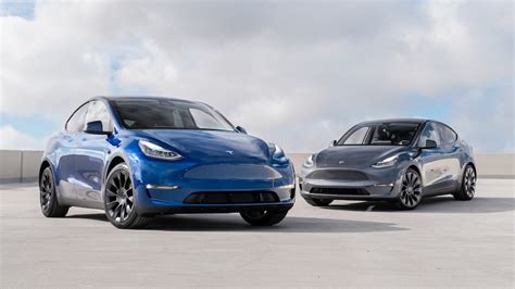 Tesla Model Y Long Range vs. Performance: Which Is the Better Buy?