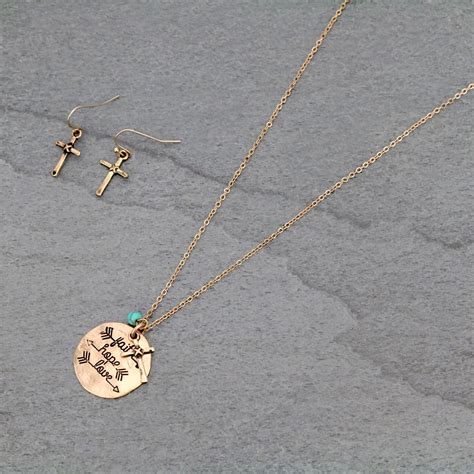 “FAITH, HOPE, LOVE” Necklace Set – Bluetortoisewholesale