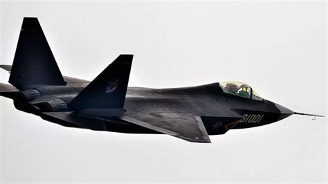 FC-31 Gyrfalcon: Chinese fifth-generation fighter jet unveiled