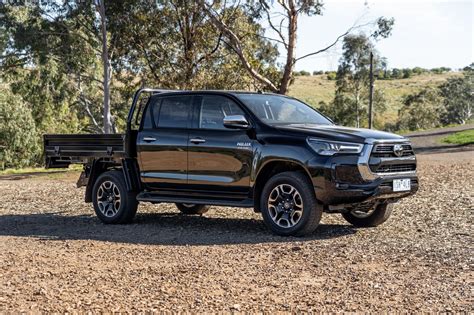 2021 Toyota HiLux SR5 review | CarExpert