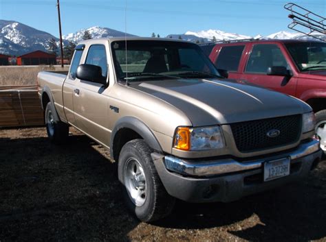 2001 Ford Ranger XLT Pickup- 4X4- 5 Speed- Extended Cab- 6' Box- Runs ...