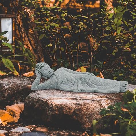 Sleeping Buddha Statue