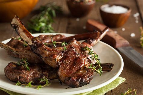 Grilled Rosemary Lamb Chops Recipe | Epicurious