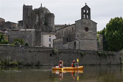 Canoeing in Herault river near Montpellier - Roc'N River