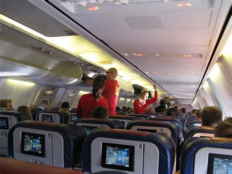 Virgin Blue B737-800 Interior | Flickr - Photo Sharing!