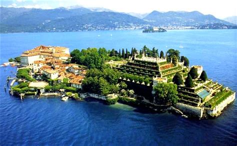 loveisspeed.......: The Palace of Isola Bella on Lake Maggiore..Palazzo Borromeo....lovely!