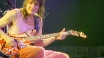 Eddie Van Halen - Eruption Guitar Solo (Live in New Haven 1986 ...