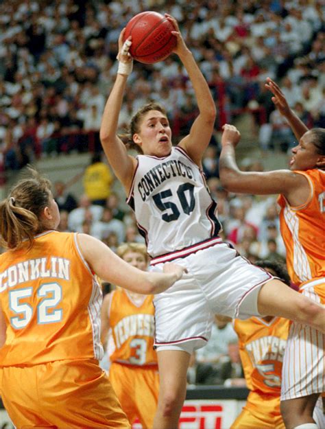 Rebecca Lobo a finalist for Naismith Hall of Fame induction