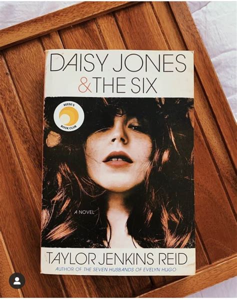 Daisy Jones & The Six Book Review - Sandra Hudson