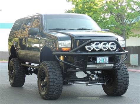 2001 Ford Excursion Limited/4WD/7.3L DIESEL / LIFTED/ ONE OF A KIND