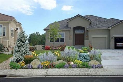 Simple and beautiful front yard landscaping budget friendly ideas 1 | Large yard landscaping ...