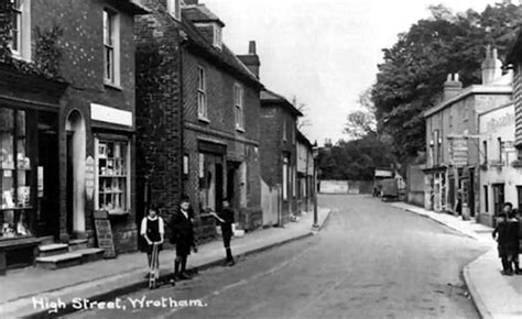 ROSE AND CROWN Pub of Borough Green