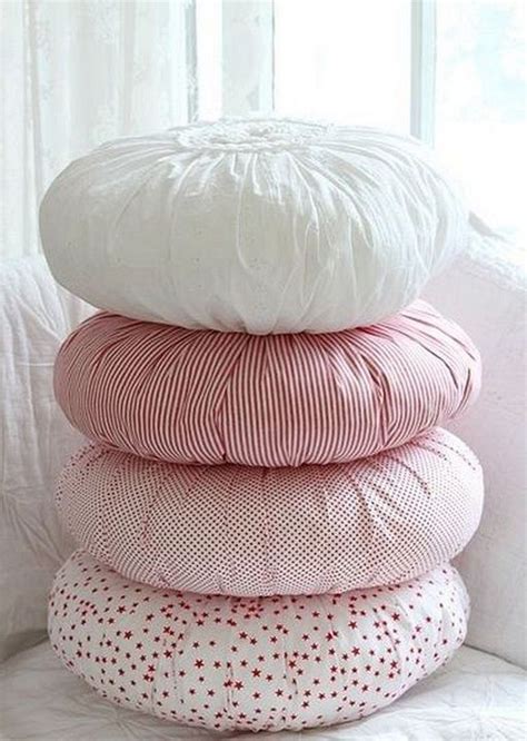 25+ Inspiring Round Pillow Sewing Pattern Design Ideas For A Beginner #designideas # ...