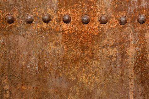 Rusty metal wall surface - RENY Houtkachels en houthaarden