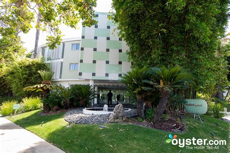 Avalon Hotel Beverly Hills Review: What To REALLY Expect If You Stay