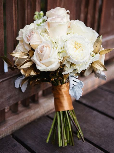 20 Romantic White Wedding Bouquet Ideas – Marquis Events