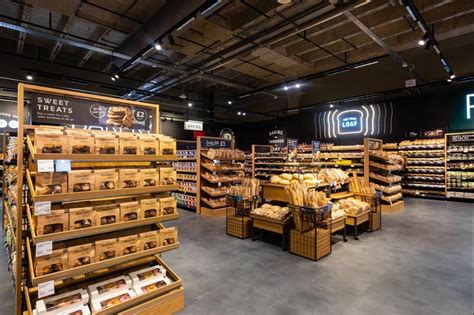 Store gallery: Marks & Spencer unveils fresh-look food hall | Gallery ...