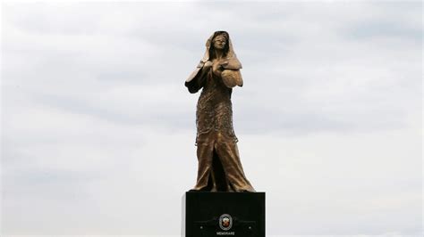 Removal of 'comfort woman' statue sparks anger in Philippines | CTV News