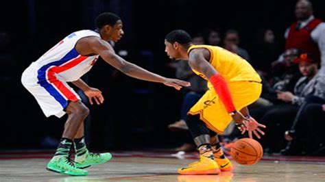 √ Kyrie Irving Crossover Mix