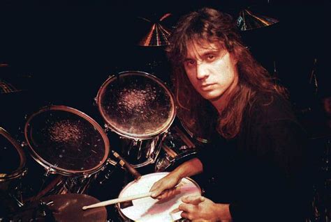 Dave Lombardo - DRUMMERWORLD