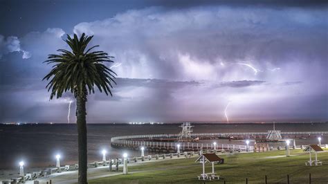 Geelong weather: city lucky to escape horrific conditions in 2019 ...