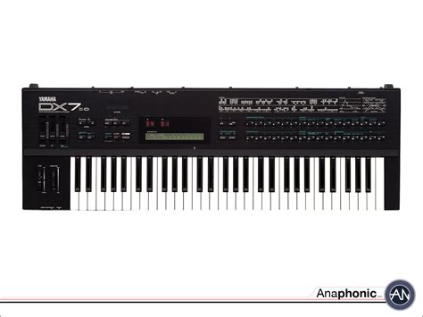 Yamaha DX7 II D | Anaphonic® Selected Music Instruments.