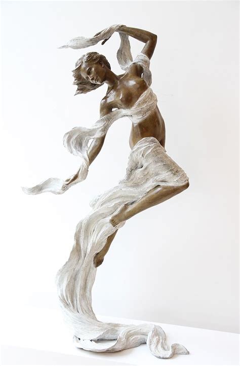 Life-Sized Female Sculptures Inspired by the Graceful Beauty of ...