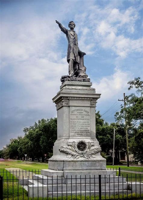 Jefferson Davis Statue