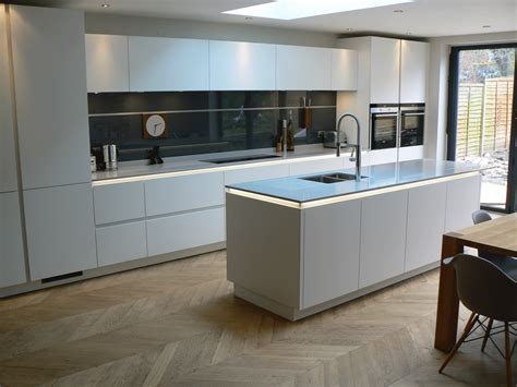 German handleless kitchens