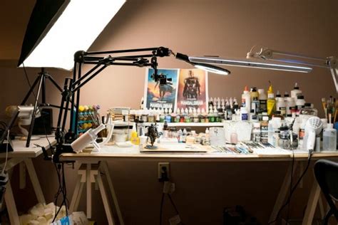 13 Best Lights for Miniature Painting and Hobbies - Tangible Day