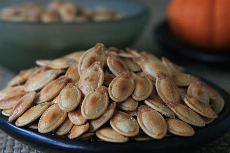 Skillet Toasted Pumpkin Seeds | Pumpkin seed recipes, Recipes appetizers and snacks, Pumpkin recipes