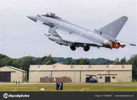 BAE Systems Typhoon gets airborne – Stock Editorial Photo © wellsie82 ...