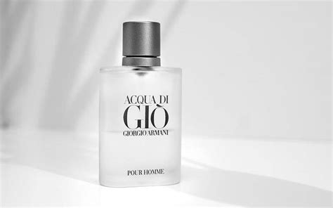 Best Woody Fragrances For Men: Latest Perfumes In 2023