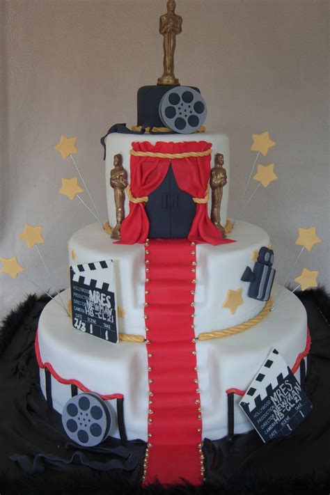 Hooray For Hollywood - CakeCentral.com