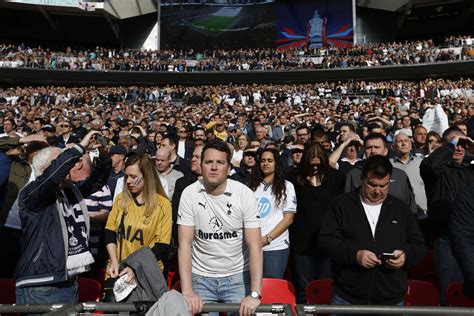 Tottenham Hotspur fans already eyeing Luke McGee return