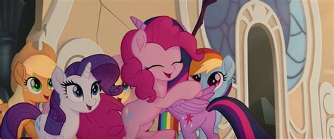 Image - Pinkie Pie hugging Twilight Sparkle MLPTM.png | My Little Pony Friendship is Magic Wiki ...