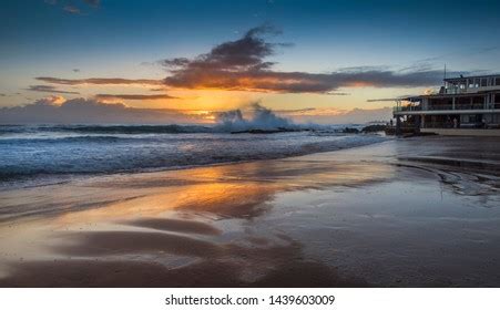 771 Currumbin beach Images, Stock Photos & Vectors | Shutterstock