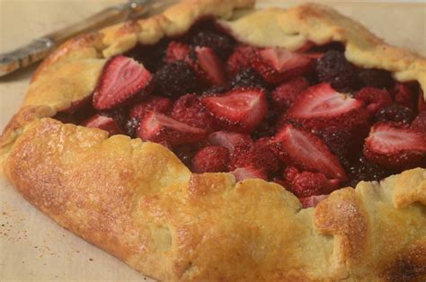 Berry Tart Recipe - Joyofbaking.com *Video Recipe*