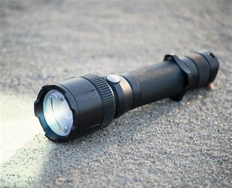 10 of the Best Flashlight Brands in Canada - cnmaytown.com