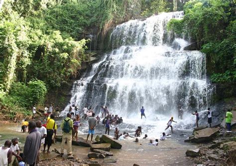 Boti Falls in Ghana – Knutsford Daa Library